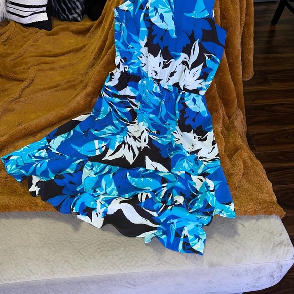 Parker Diane Surplice Wrap Dress Blue Floral - Picture 8 of 11